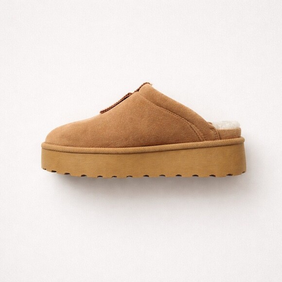 LINZO Shoes - LINZO Women's Platform Slip-On Slippers Tan Sherpa Lined Size 7.5​